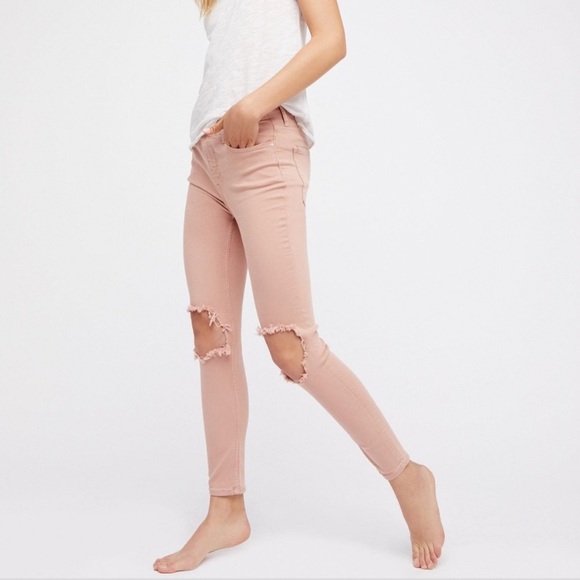 Free People Busted Knee Dusty Rose/Blush Pink Hi-Rise Skinny Jeans Size 30 - Picture 8 of 12